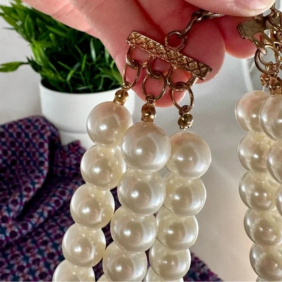 ***SOLD*** JEROLLIN PEARL CLUSTER Statement Necklace 17” VINTAGE Signed - Picture 6 of 16